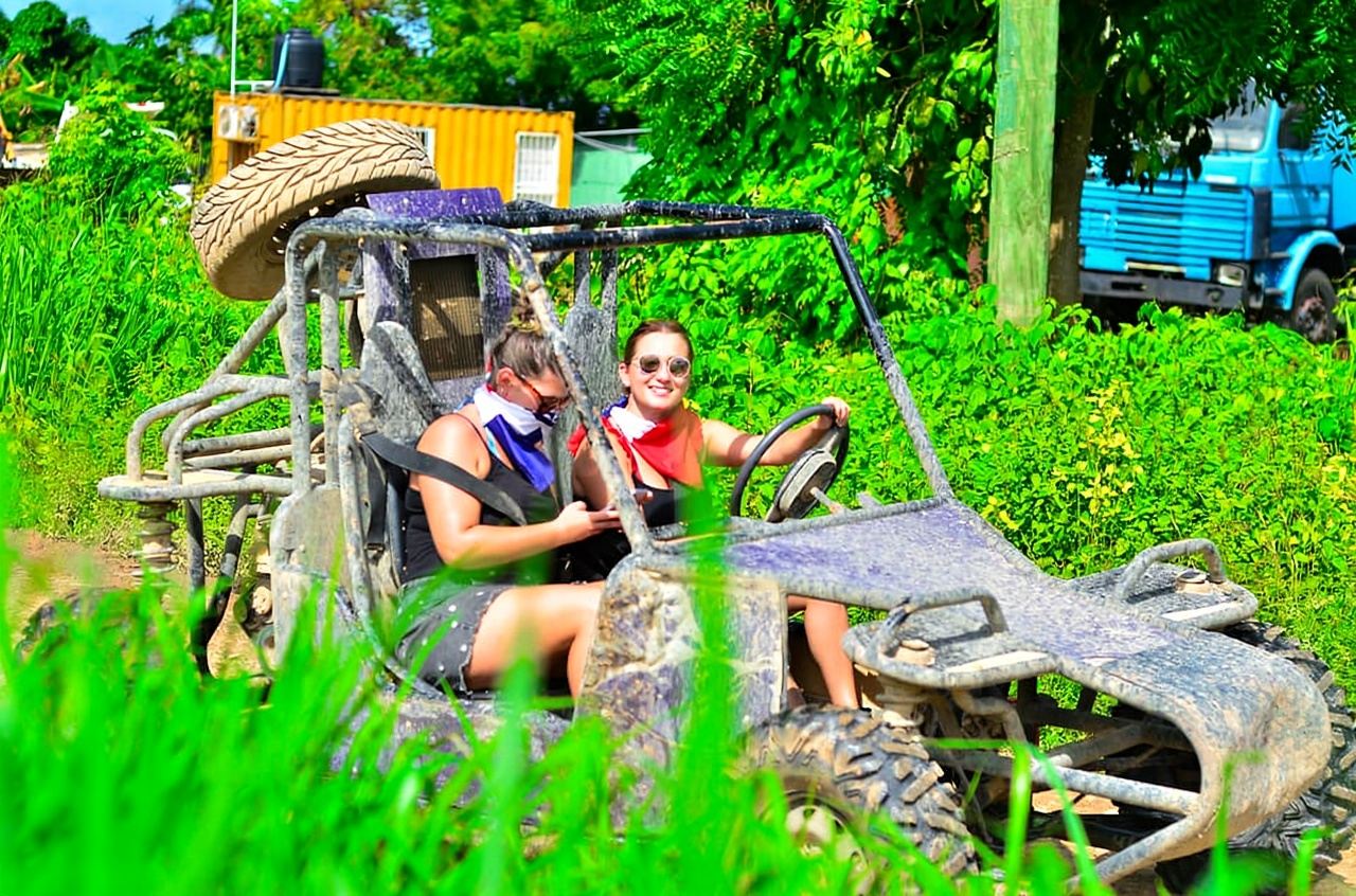Punta Cana, incroyable buggy pour petits groupes et ramassage