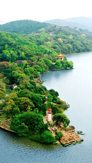 Private Day Trip to Wuxi from Shanghai includes Lingshan Grand Buddha and Taihu Lake