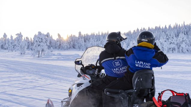 Saariselka: Snowmobile Safari on Tundra with BBQ