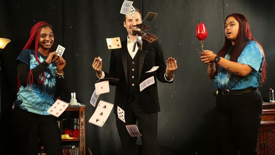 Die Outta Control Magic Dinner Show in Orlando