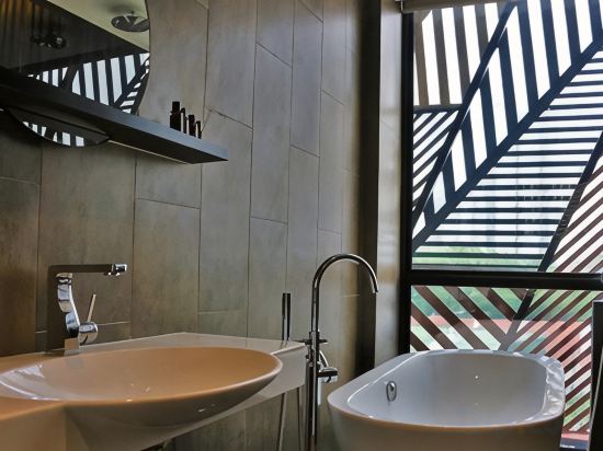 Hotel YAN Room Type - Superior Twin Room with Balcony