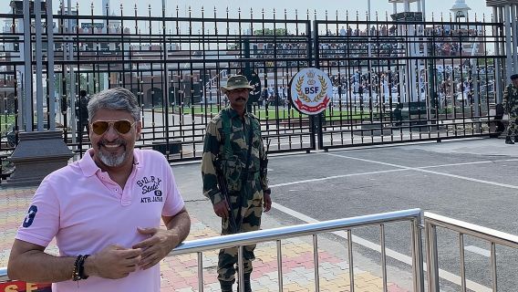 Istiadat Bendera Sempadan Amritsar Wagah.