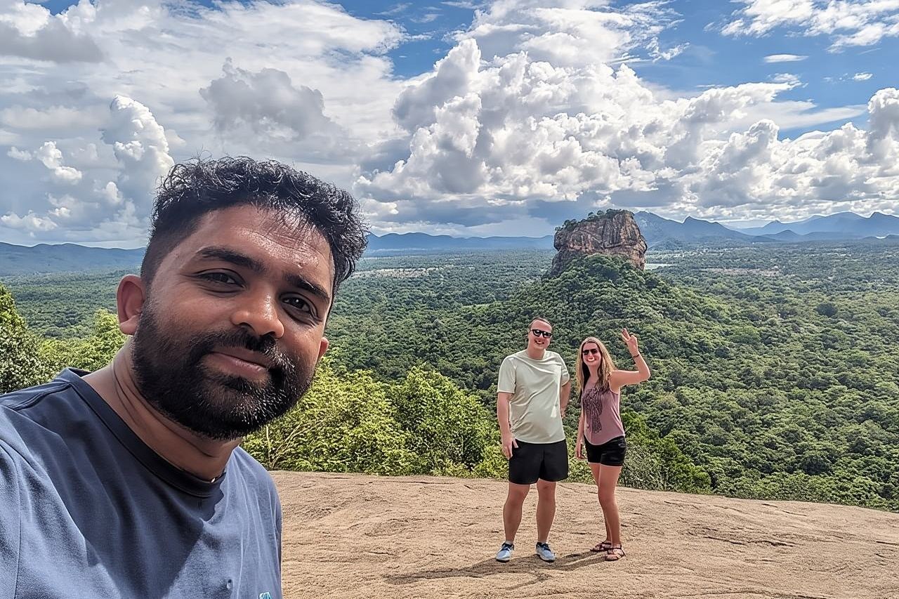 Excursión privada a Dambulla y Sigiriya desde Kandy con chófer.