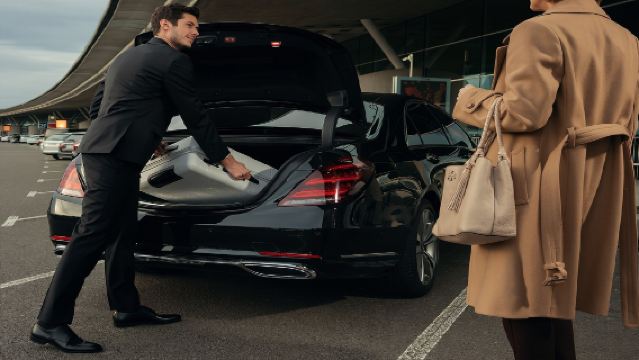 Khidmat angkut lapangan terbang antarabangsa Riyadh