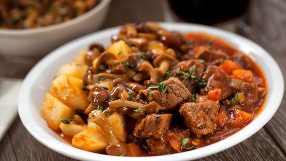 Cooking class and tasting at a Cesarina's home in Turin