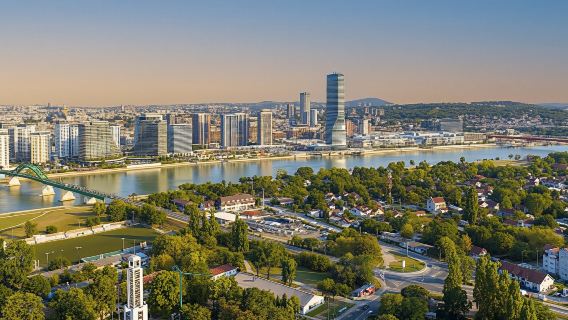 Guided tour of Belgrade photogenic spots with a local