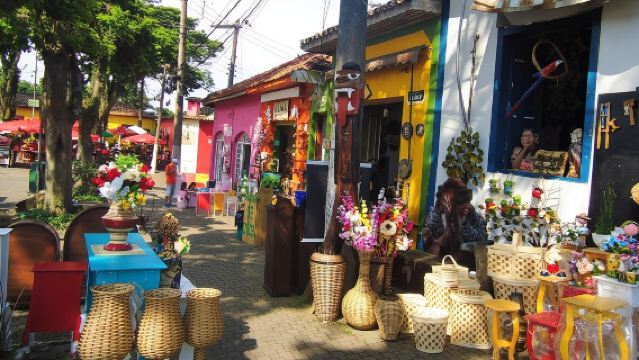 Historical Town Of Embu Das Artes – Art Galleries, Artisan Shops, Handicraft...