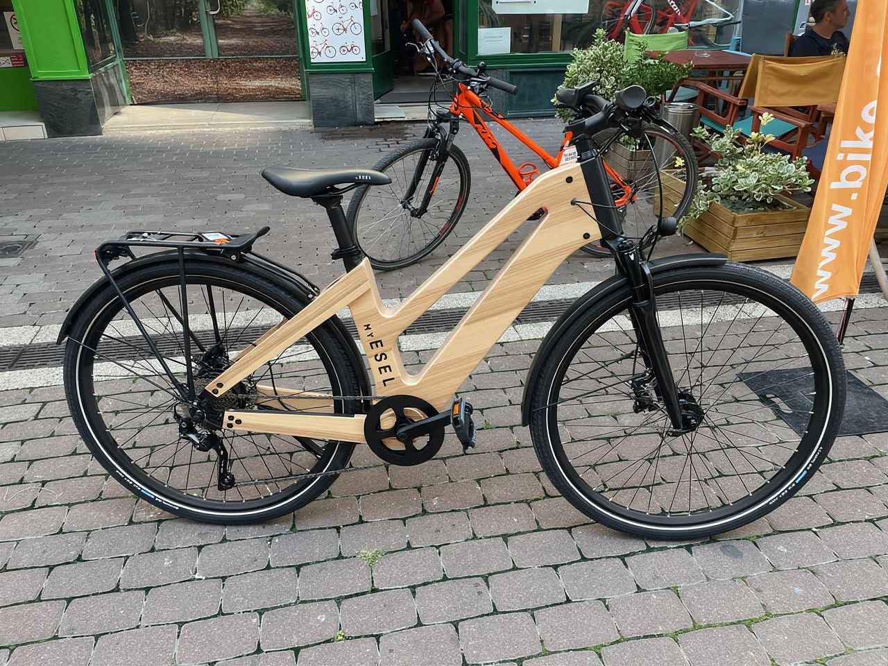 Szentendre: tour in bicicletta autoguidato da Budapest