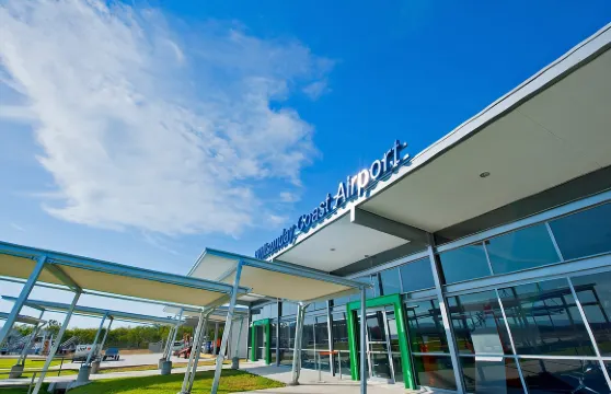 澳洲聖靈群島惠森迪艾爾利海灘艾爾利沙灘PPP機場巴士 艾利灘機場巴士城市快線