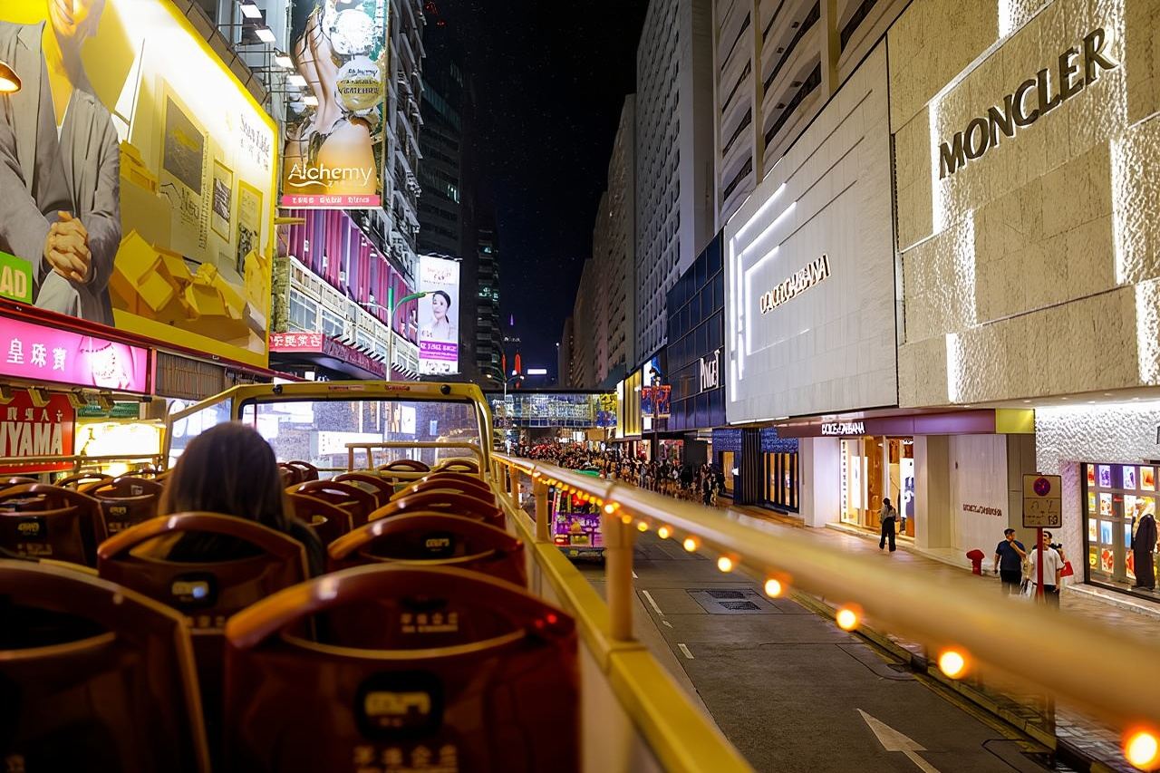 Recorrido nocturno panorámico por Hong Kong en autobús descapotable de Big Bus