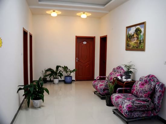 Others 4, Hua Shan Xiang Yuan Hostel, Weinan
