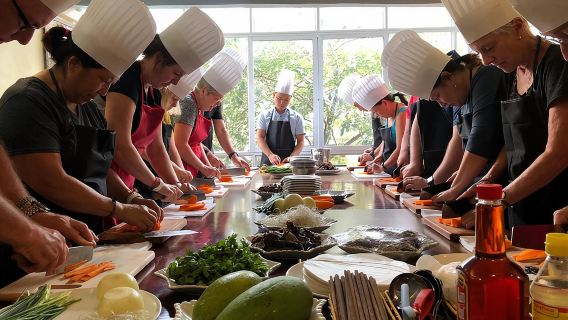 Vietnamese Food Cooking Class in Hanoi with Market Experience