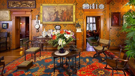 Führung durch das historische Haus von Olveston