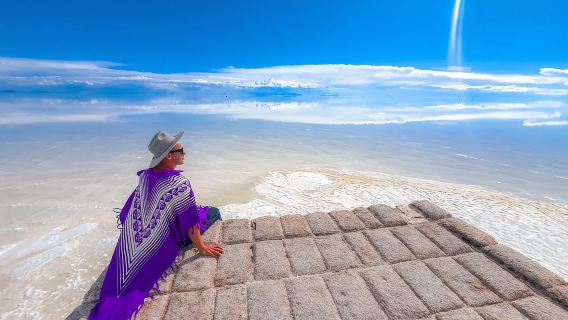 one-day tour to Uyuni Salt Lake in La Paz, Bolivia