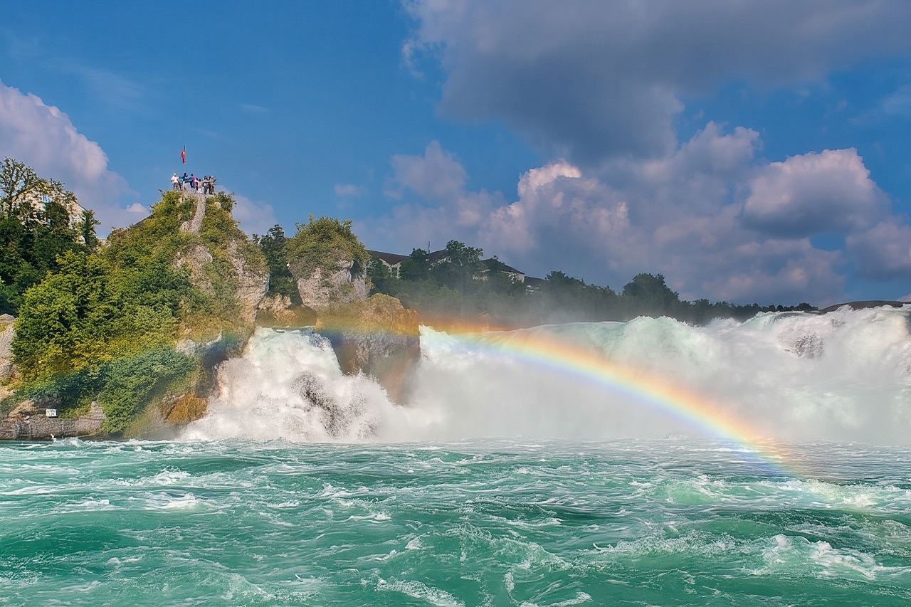 Morning group tour to Rhine falls