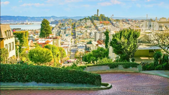 Tour cinematografico e televisivo di San Francisco: avventure cinematografiche cinesi e occidentali - Tour di un giorno