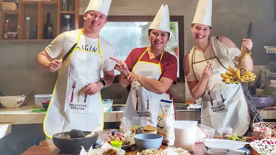 Yogyakarta Cooking Class and Market Tour 