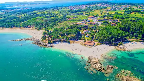 1-day tour from San Diego to Baja California: winery tasting + seafood cruise + Ensenada fishing village