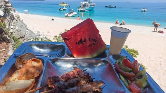 Kefalonia: Du thuyền trên bãi biển Fiscardo & Koutsoupia kèm tiệc nướng BBQ