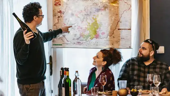 Budapest: Hungarian Wine Tasting with 8 Wines and Tapas