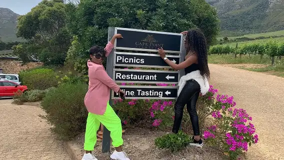 ทัวร์เต็มวัน Stellenbosch Winelands ที่ออกแบบตามสั่ง