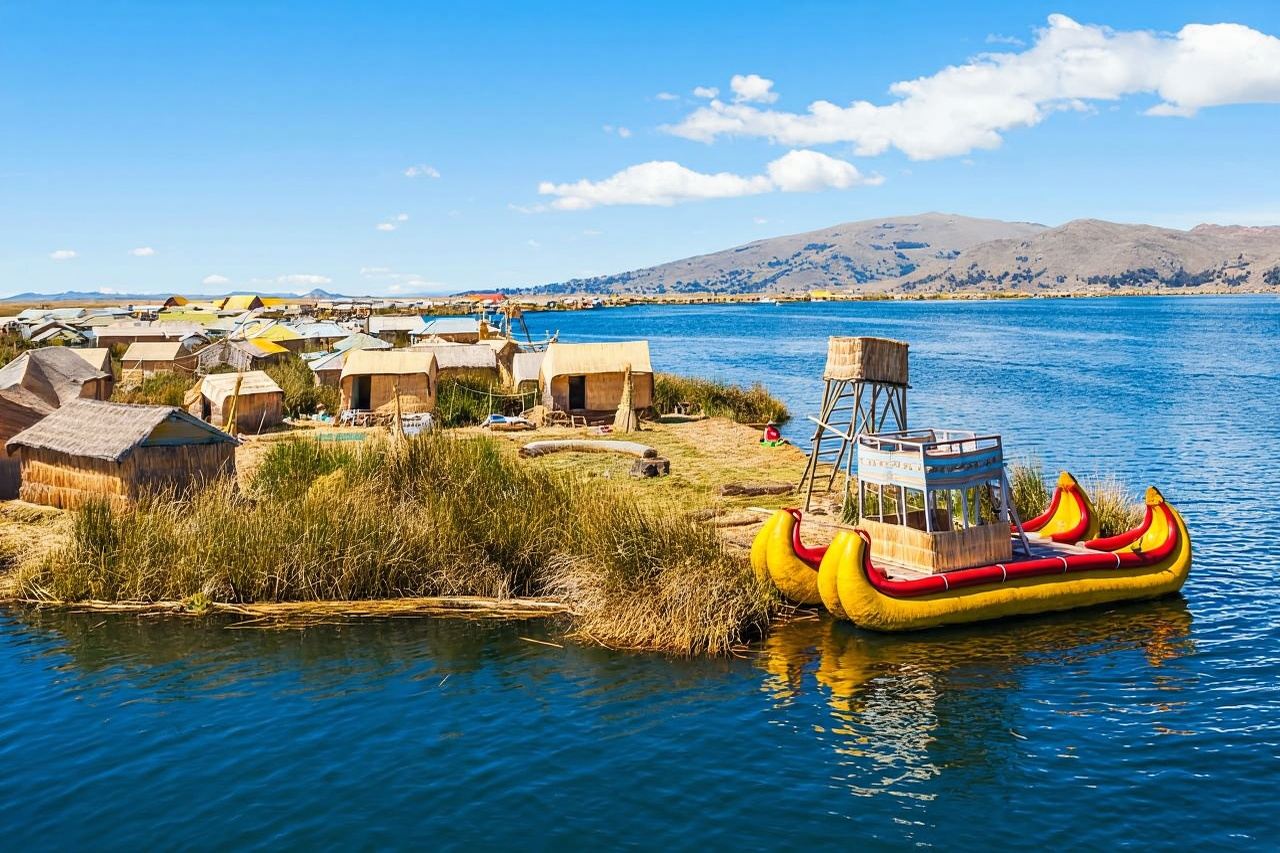 Tour to the Floating Islands of the Uros and Taquile 1 day