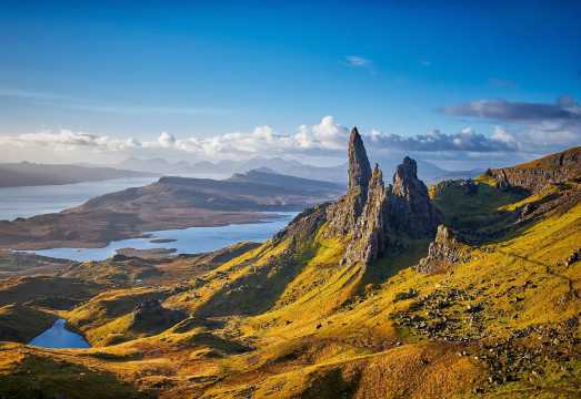 Isle of Skye + Eilean Donan Castle + Scottish Highlands Day Tour in the UK|Inverness round-trip
