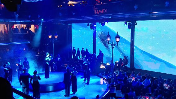 Tangovoorstelling in Señor Tango