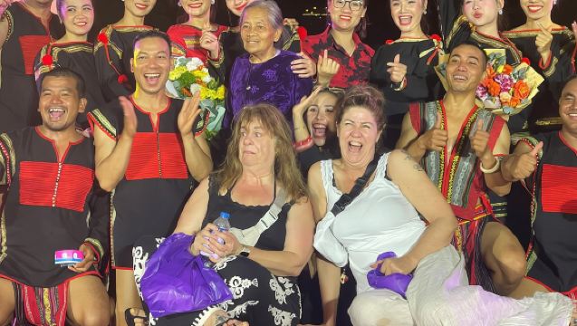 Half-Day Hanoi Highlights and Train Street Experience