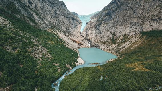 Depuis Olden : excursion à terre de randonnée guidée sur le glacier de Briksdal