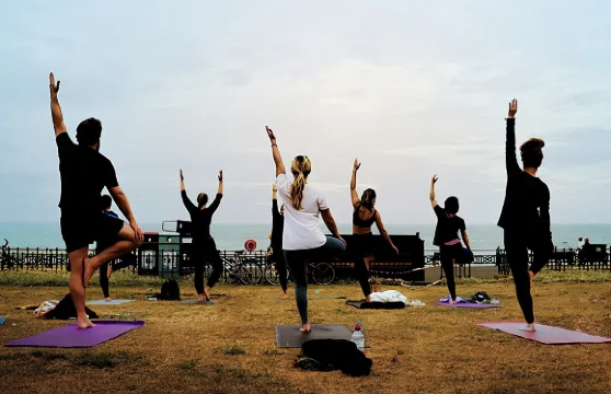 布萊頓海濱戶外瑜珈課程