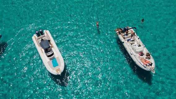 Favignana and Levanzo, Egadi islands tour by boat from Trapani