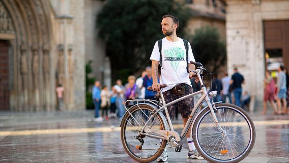 GRAND CITY Private Guided Tour on Bike, E-Bike, E-Step or Segway