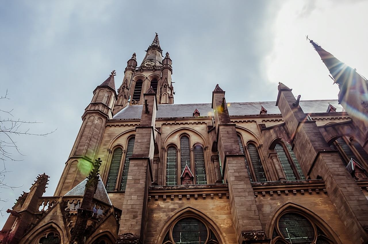 Self guided tour with interactive city game of Arlon