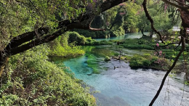 Sarande Blue Eye and Lekursi Castle Tour