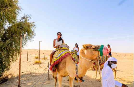 Tur Gurun Dubai [Naik Mobil Terbuka | Menunggang Unta | Berasal Kostum Arab | Membuat Kopi]