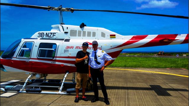 Mauritius Helicopter Tour [Overlooking the mysterious underwater waterfall in the Indian Ocean/Extra Long 45 Minutes]