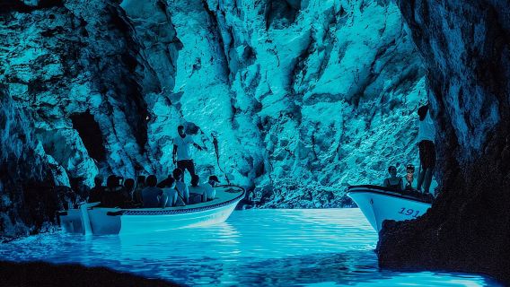 Hang động xanh, Mamma Mia và Hvar, tour tàu cao tốc 5 đảo