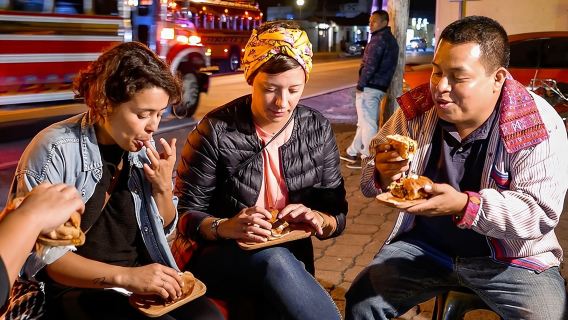 Street Food Evening Tour in Antigua