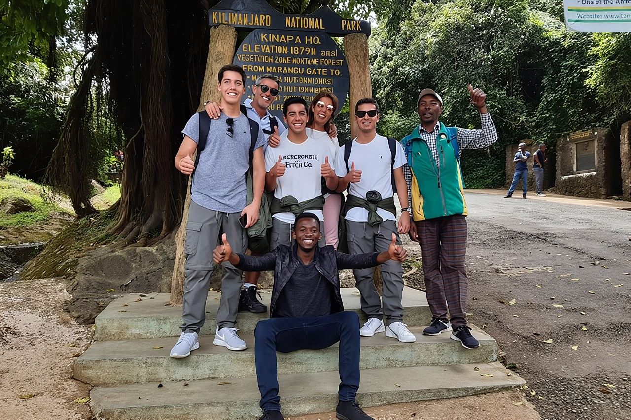 キリマンジャロ山日帰りハイキング