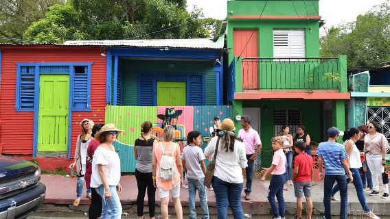 Visite à pied du street art à Santiago (balade artistique)