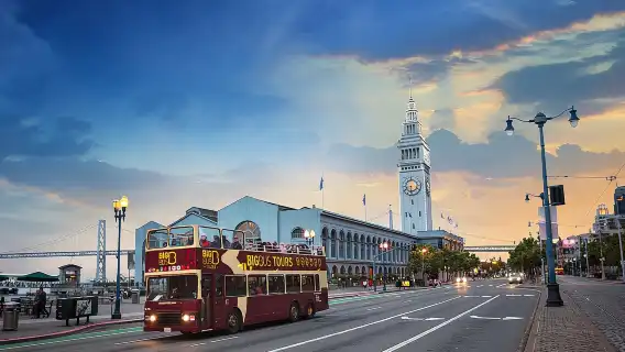 Big Bus SF: Hop-on Hop-off Tour with 17 Stops and Sunset Option