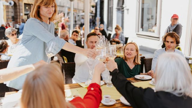 Food & Wine Tour Ljubljana - Kulinarisches Abenteuer mit lokalen Spezialitäten in Slowenien