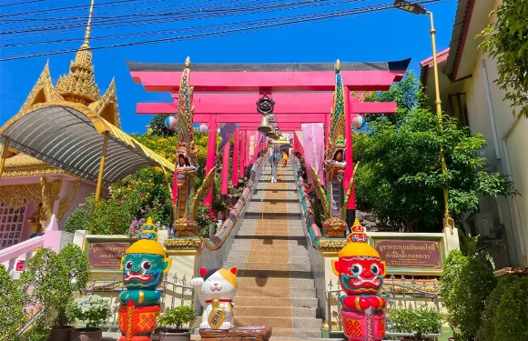 泰國水牛保護村+考丁寺+天龍寺一日遊