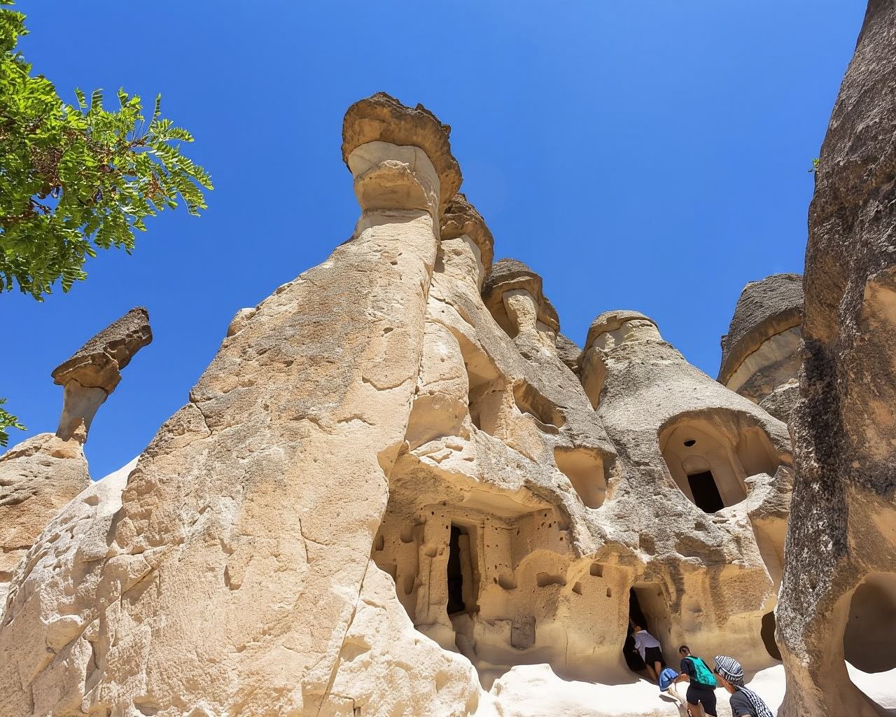 Cappadocia: Red Tour with Lunch and Hotel Pickup