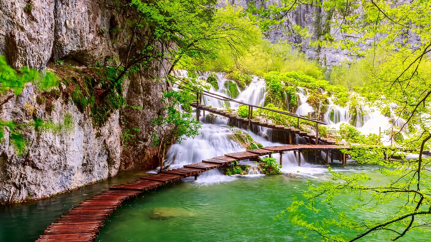 Da Spalato: Trasferimento a Zagabria con sosta ai Laghi di Plitvice