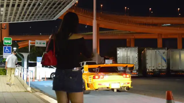 Tokyo: Daikoku JDM Car Meet Tour + LibertyWalk & Autobacs!