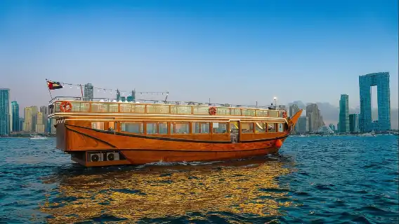 杜拜：濱海快車遊輪晚餐