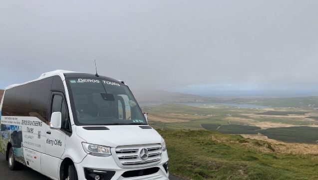 NO 1 Ring of Kerry Tour inc Killarney Lakes & National Park