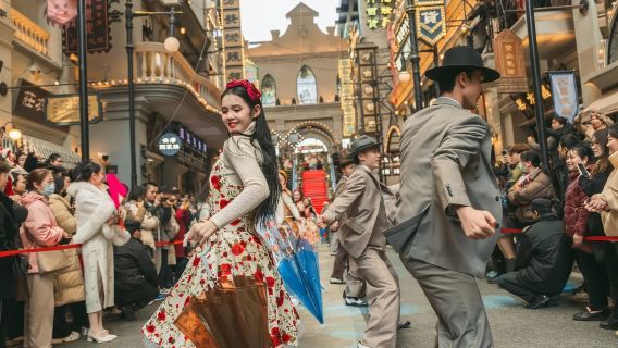 Lawatan Sehari Shanghai Eternal Love [Termasuk lawatan bas percuma + tiada bayaran tambahan + termasuk semua persembahan]